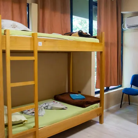 D1 Auberge de jeunesse *